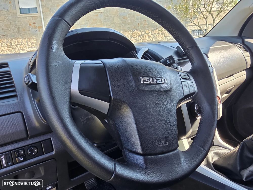 Isuzu D-Max - 6