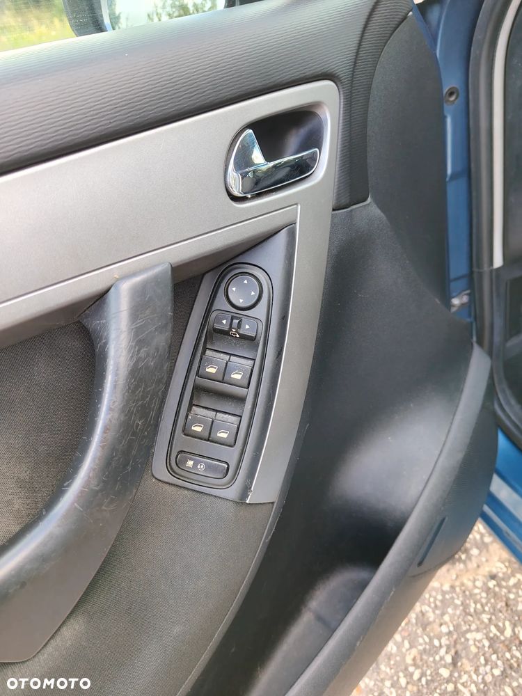 Citroën C4 Picasso - 12