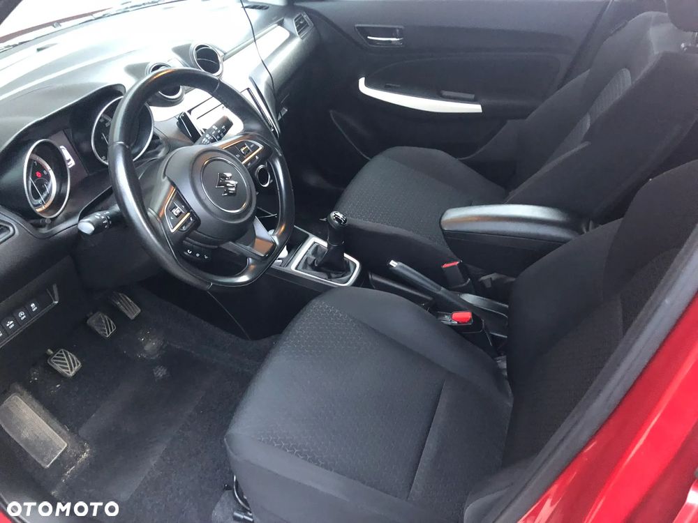 Suzuki Swift 1.2 SHVS Elegance - 4