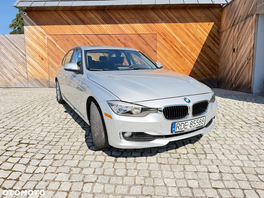 BMW Seria 3 320i xDrive - 3