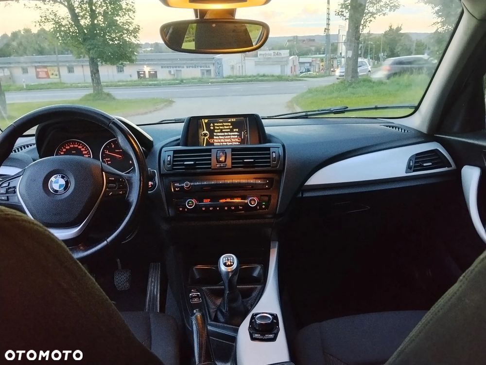 BMW Seria 1 118d - 10