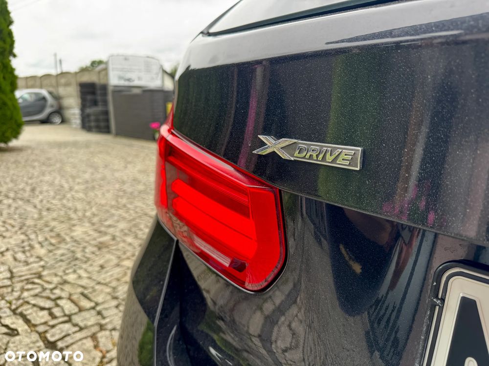 BMW Seria 3 320d xDrive Sport Line Shadow - 13