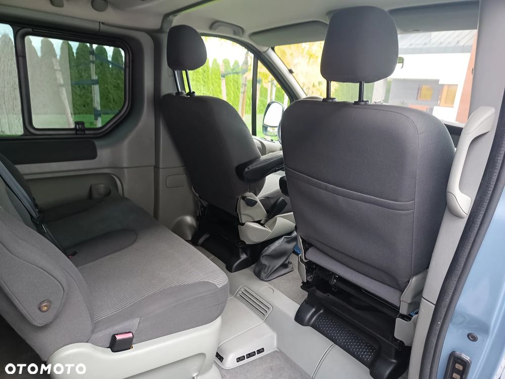 Opel Vivaro - 13