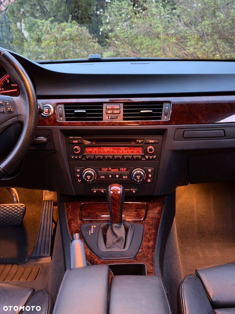 BMW Seria 3 320d - 7