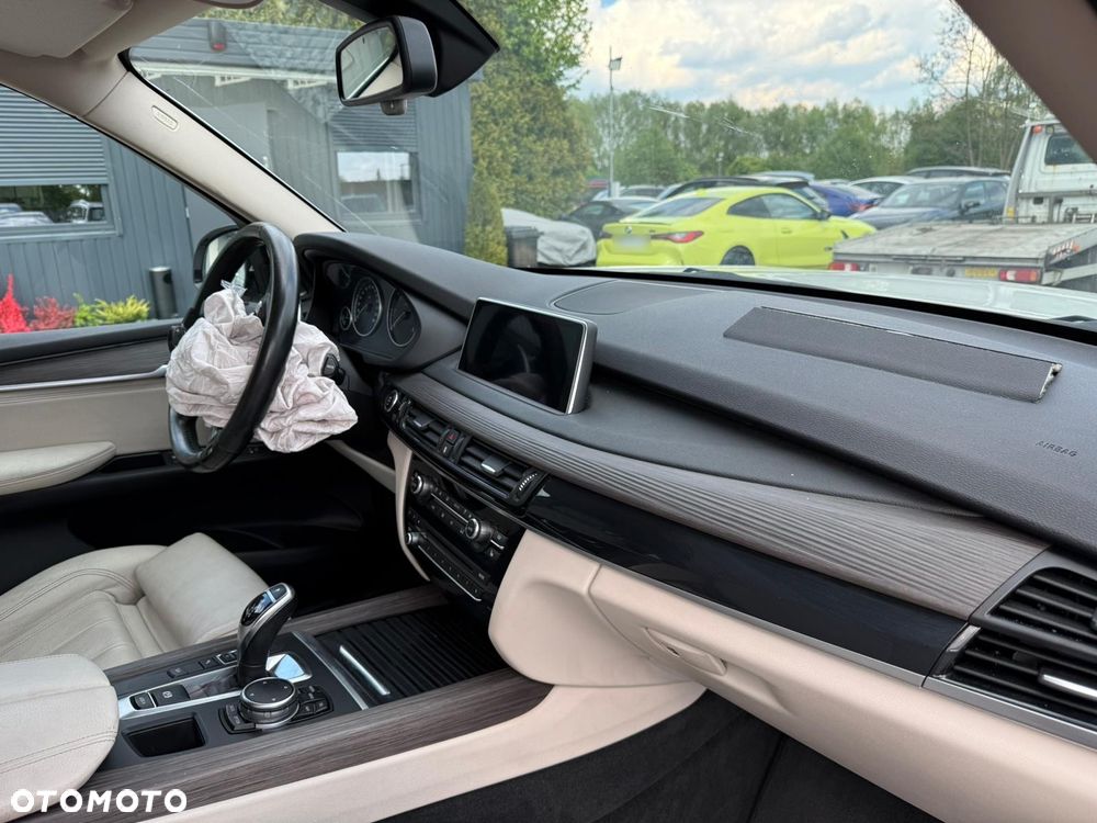 BMW X5 xDrive25d - 15