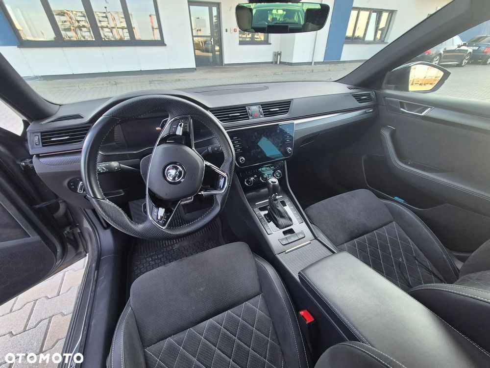 Skoda Superb 2.0 TDI SCR Sportline DSG - 6