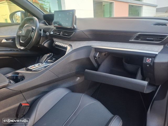 Peugeot 3008 225 e-EAT8 GT - 43
