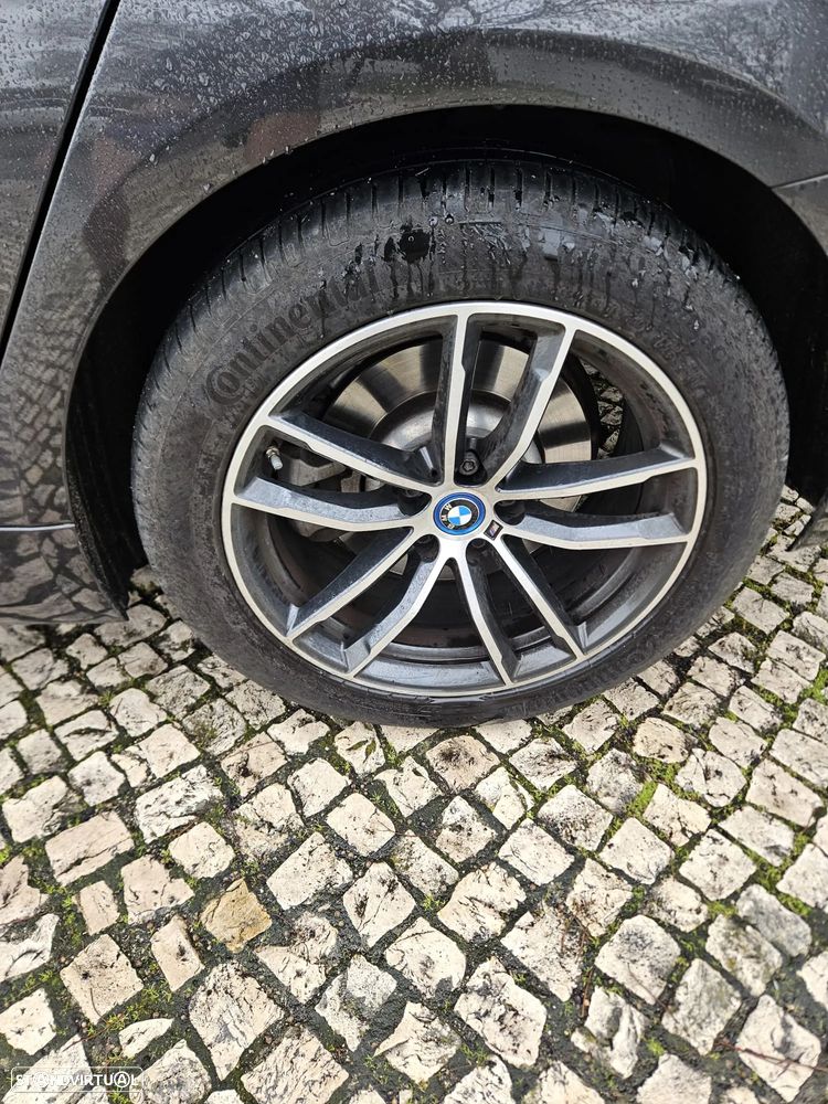 BMW 530 e Pack Desportivo M - 5