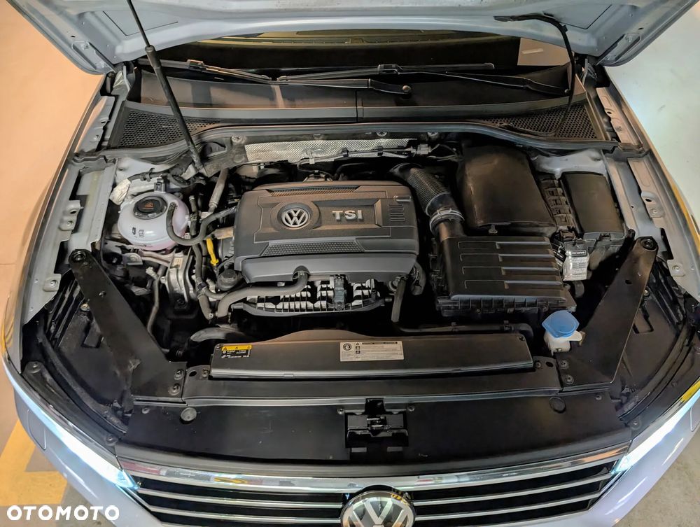 Volkswagen Passat 2.0 TSI BMT Highline DSG - 17