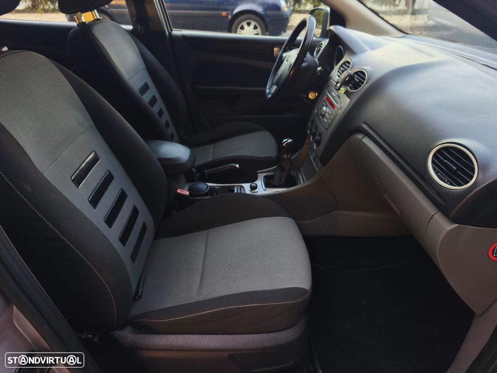 Ford Focus 1.6 TDCi Trend - 19