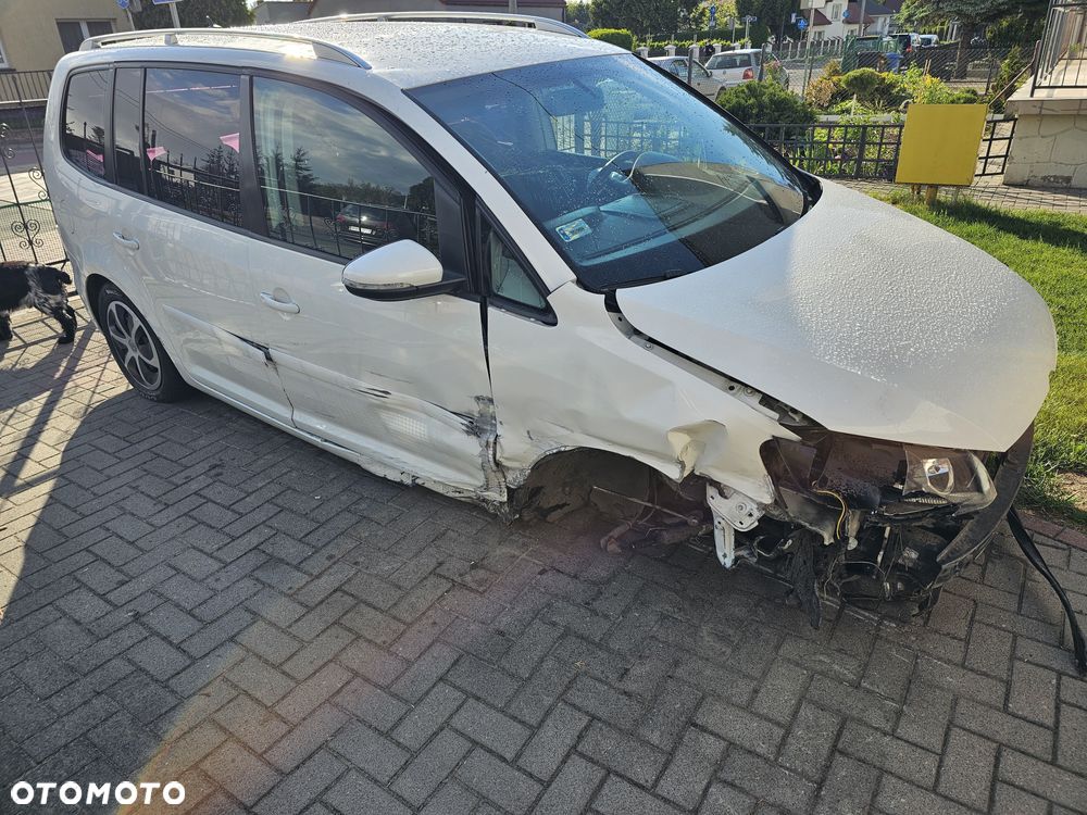 Volkswagen Touran 1.6 TDI DPF Life - 2