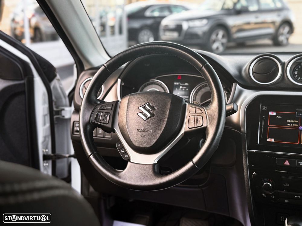 Suzuki Vitara 1.0T GLE AT - 8