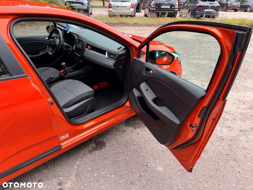 Renault Clio TCe 90 TECHNO - 18