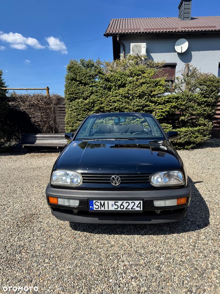 Volkswagen Golf 1.8 GL - 2