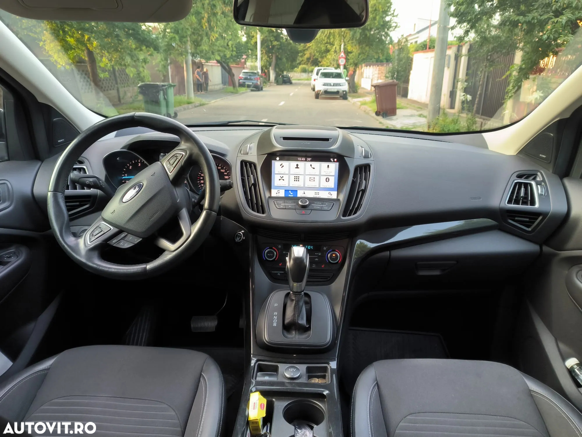 Ford Kuga 2.0 TDCi 4WD Powershift Titanium - 9