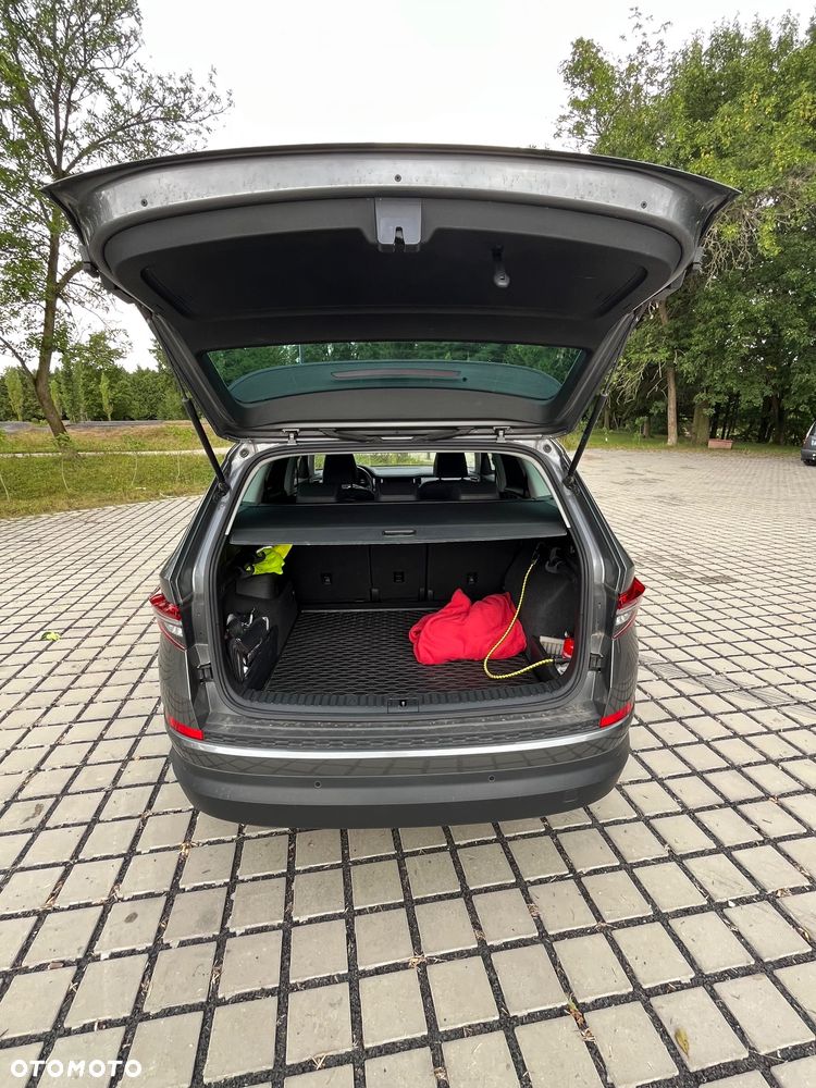 Skoda Kodiaq 2.0 TSI 4x4 Style DSG - 9