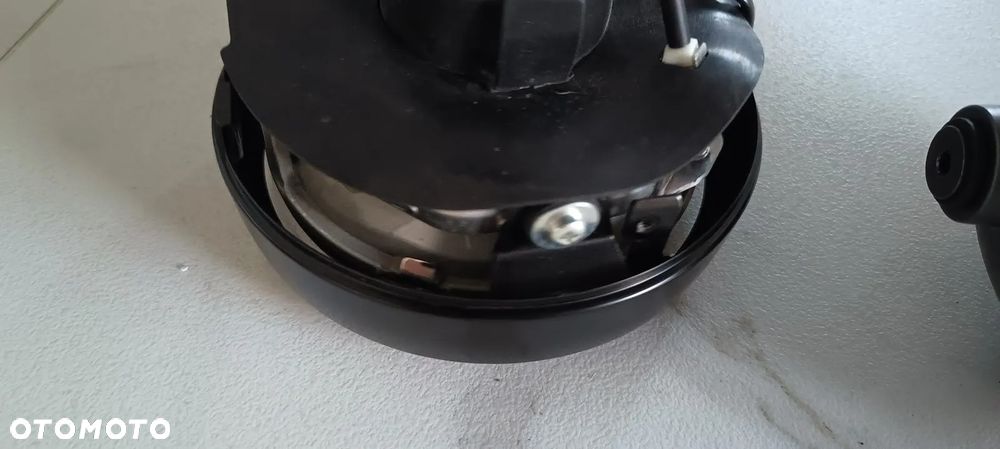 YAMAHA XSR900 XSR 900 LAMPA PRZÓD REFLEKTOR - 11