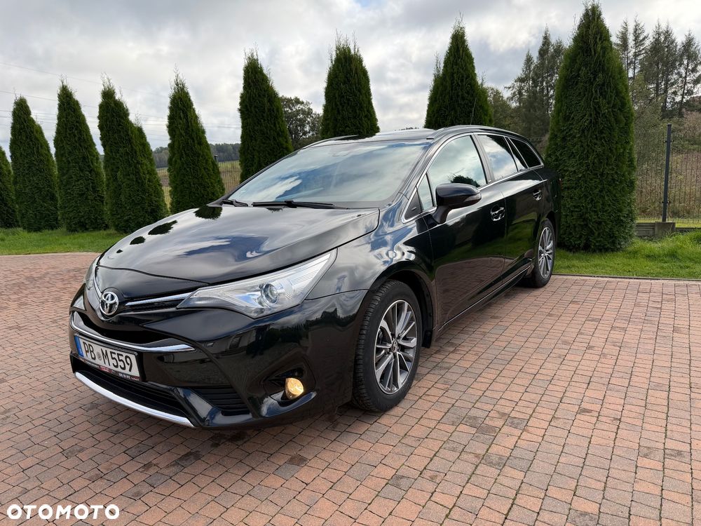Toyota Avensis 2017 photo 4