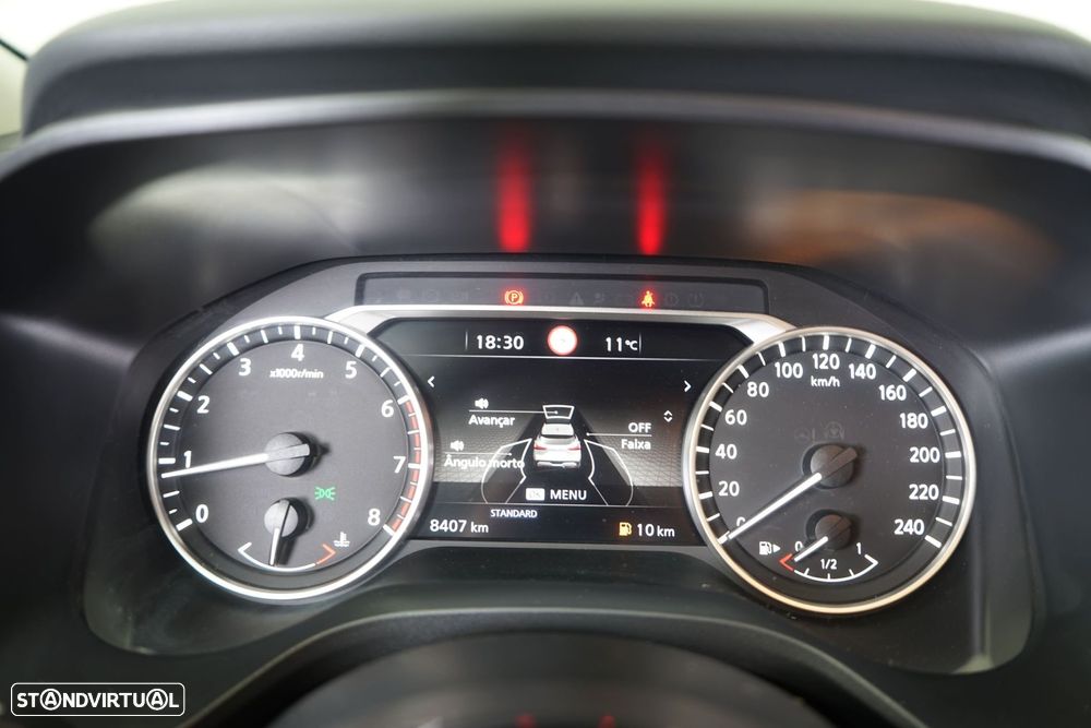 Nissan Qashqai 1.3 DIG-T N-Connecta - 24