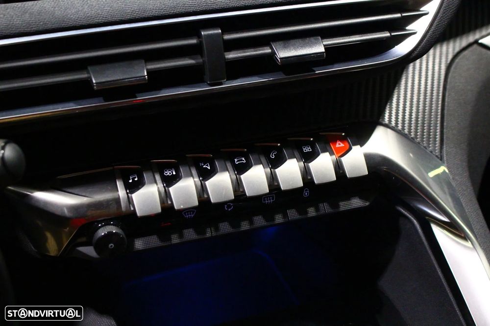 Peugeot 3008 1.5 BlueHDi Style - 23
