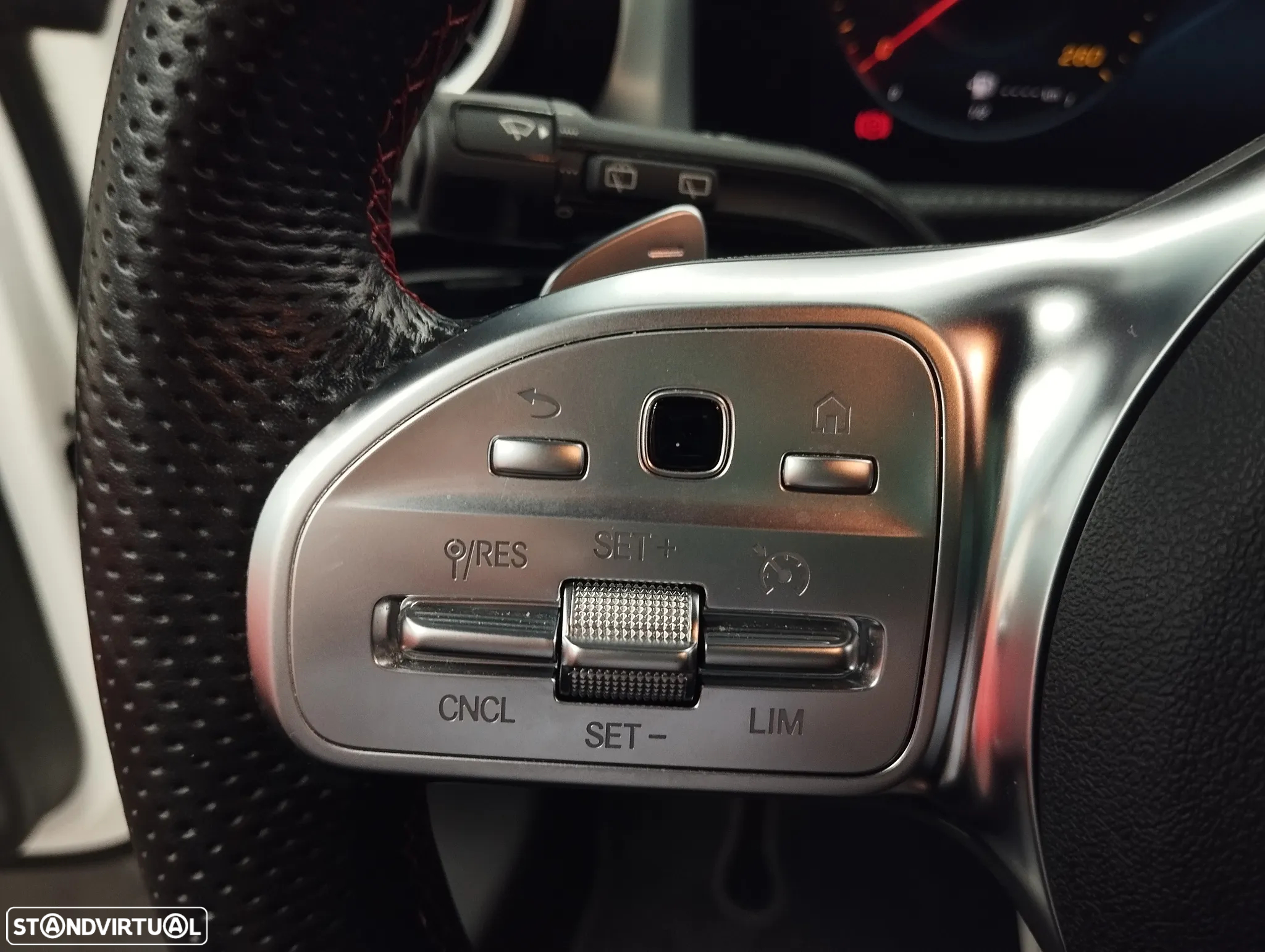Mercedes-Benz CLA 180 d Shooting Brake AMG Line Aut. - 22