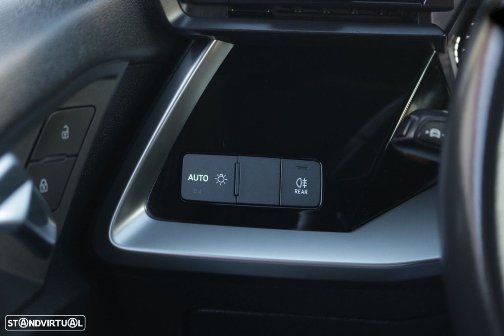Audi A3 Limousine 30 TFSI Advanced - 31