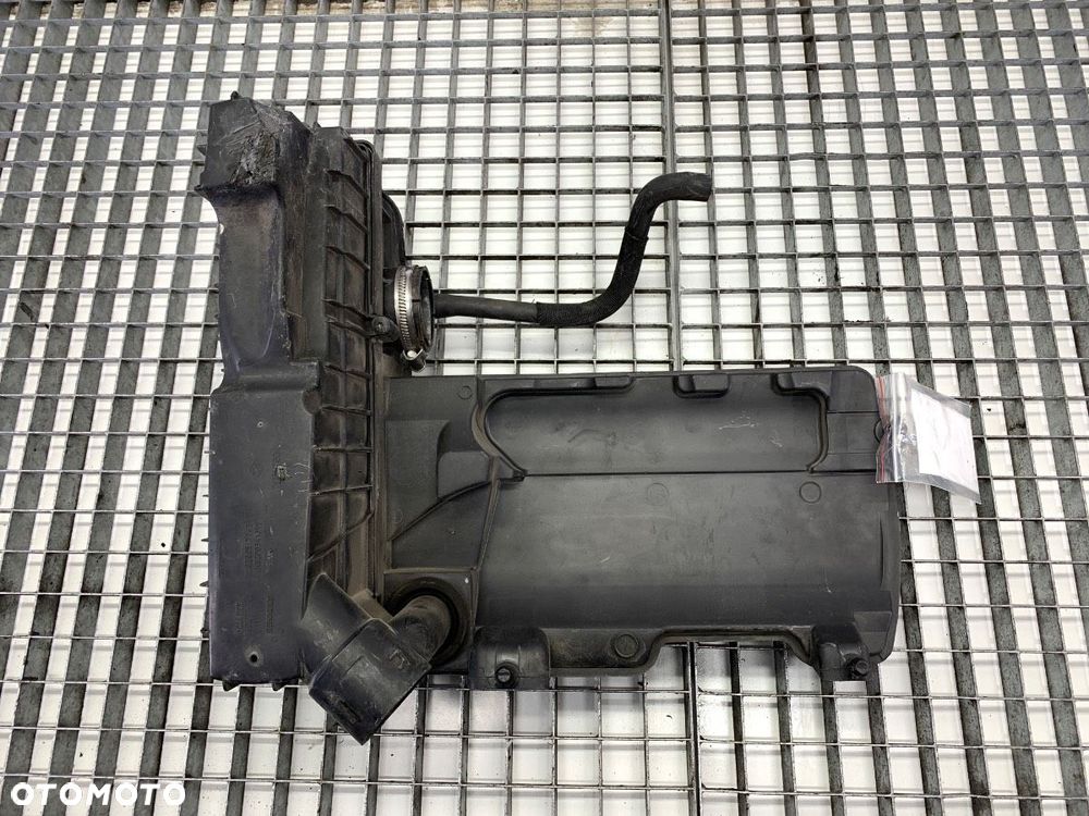 OBUDOWA FILTRA POWIETRZA  RENAULT CLIO III (BR0/1, CR0/1) 2005 - 2014 1.2 16V (BR02, BR0J, BR11, - 3