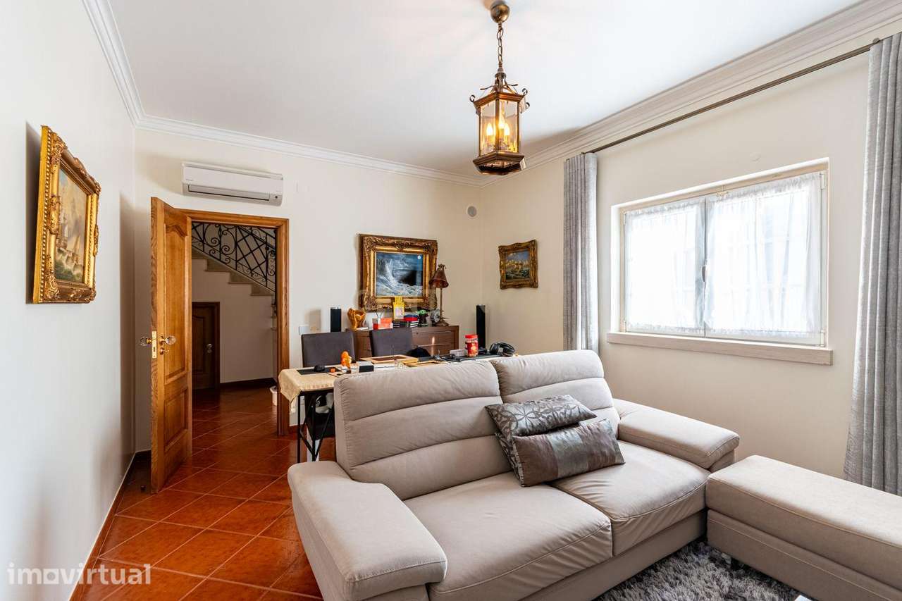 MORADIA T4 - SANTARÉM - Conforto, Elegância e Funcionalidade - Grande imagem: 2/60