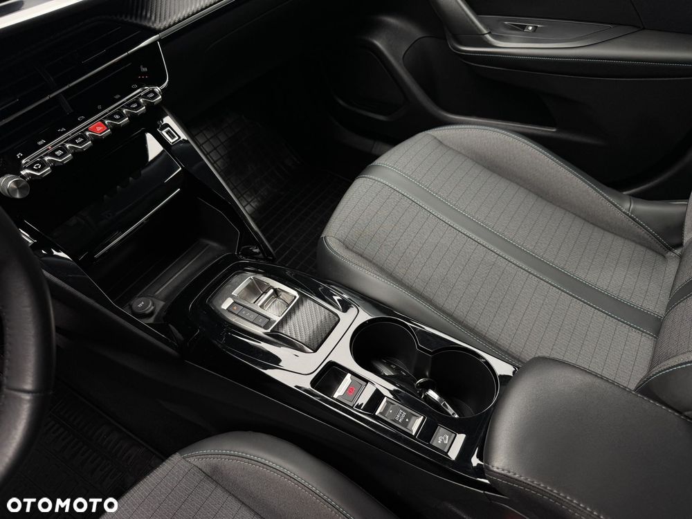 Peugeot 2008 - 27