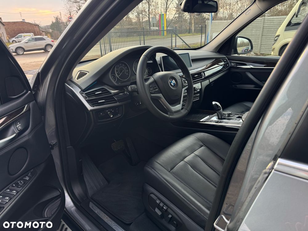 BMW X5 xDrive35i Sport-Aut - 12
