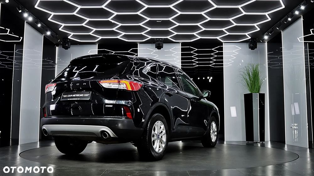Ford Kuga - 8