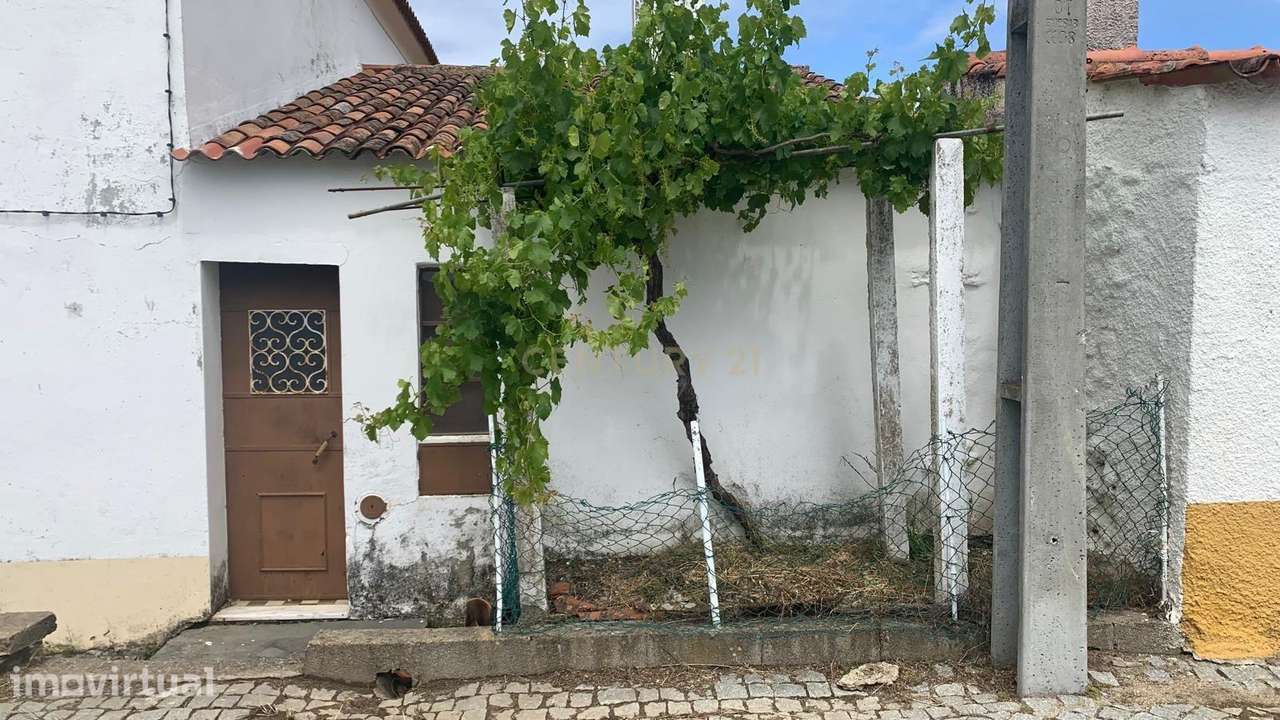 Espaçosa Moradia em Villas Ruivas com Garagem - Grande imagem: 5/18