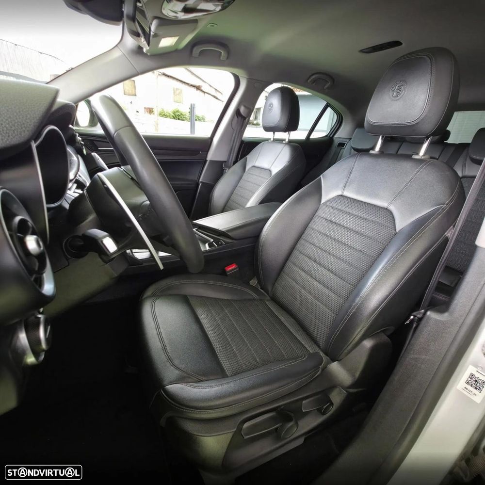 Alfa Romeo Stelvio 2.2 D Super AT8 - 14