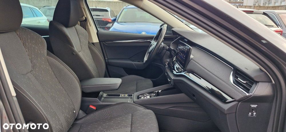 Skoda Octavia 2.0 TDI Style DSG - 23