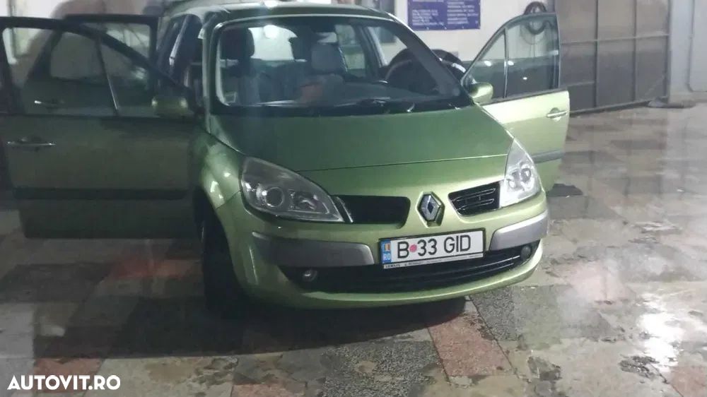Renault Scenic - 3