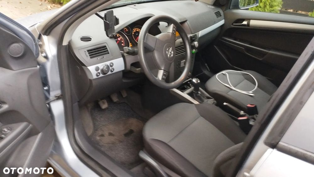 Opel Astra - 9