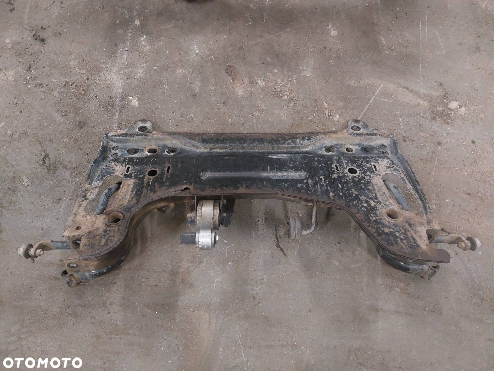 SANKI WÓZEK KOŁYSKA SILNIKA FORD FIESTA MK5 LIFT 1.4 TDCI 2S615019 - 1