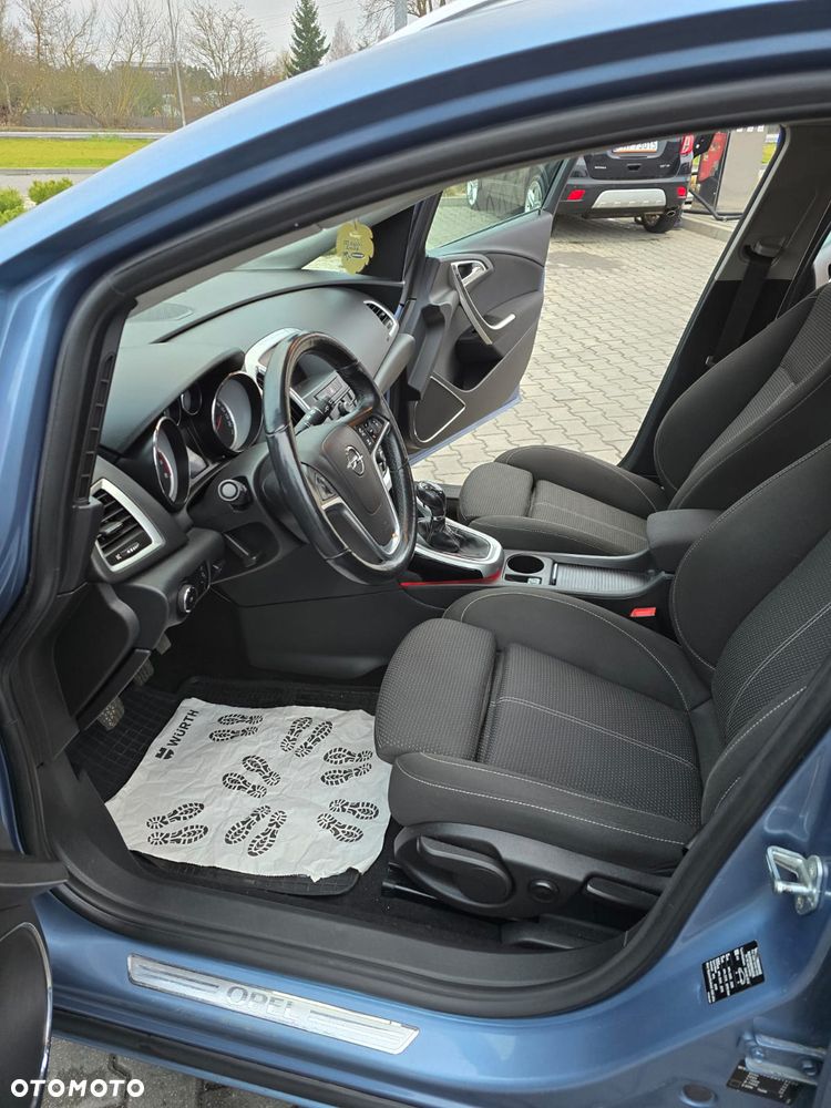 Opel Astra 1.4 Turbo Cosmo - 9