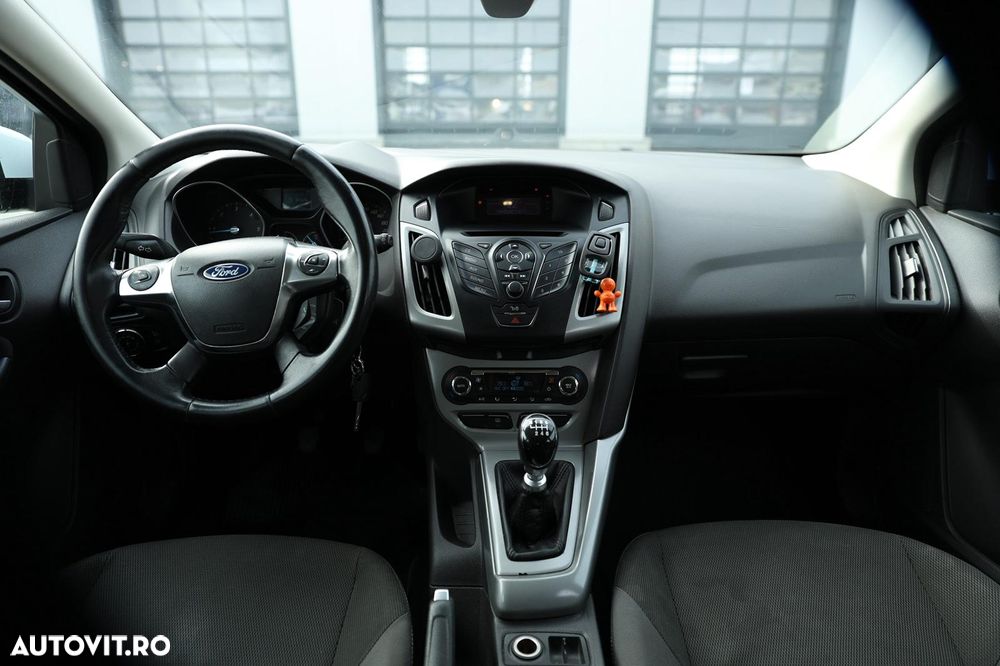 Ford Focus - 7