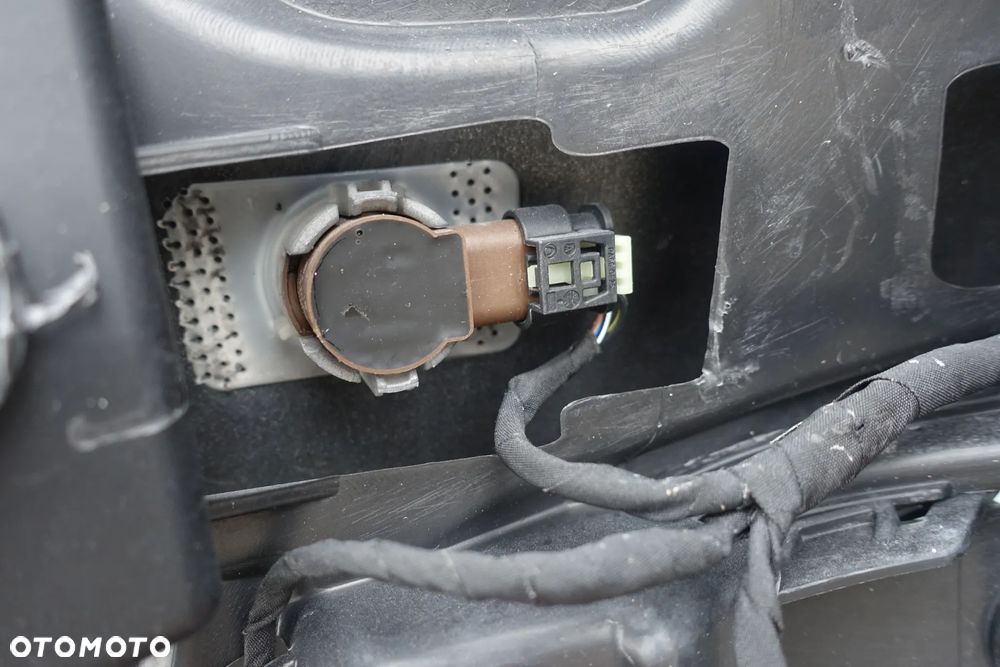 ZDERZAK PRZEDNI MERCEDES W205 17r. AMG - 18