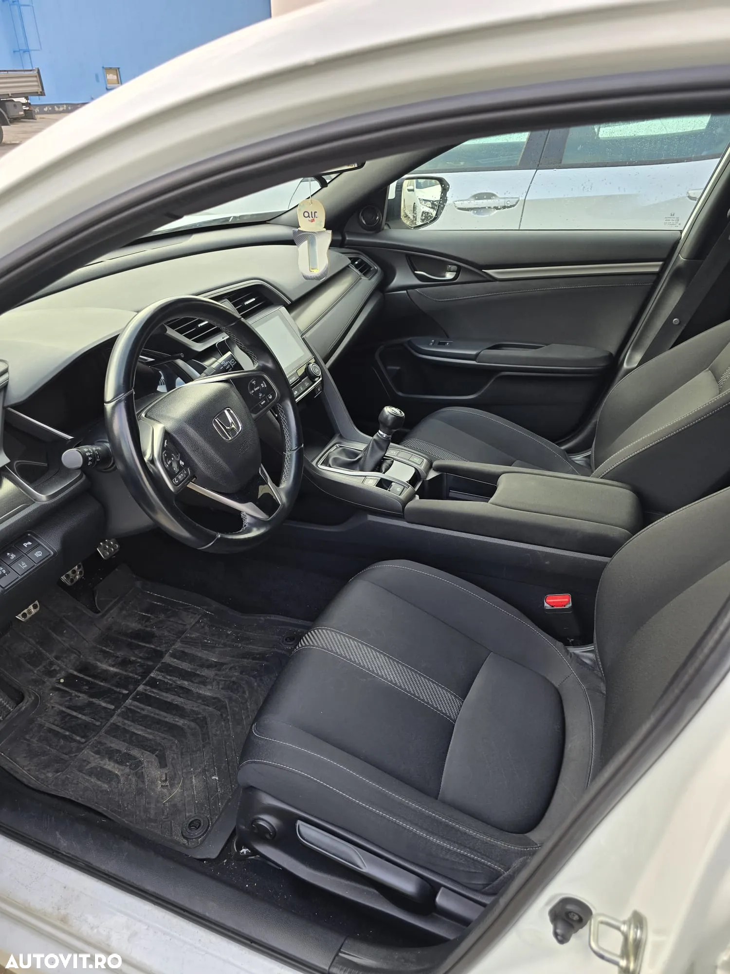 Honda Civic 1.0 VTEC Turbo Elegance Navi - 3
