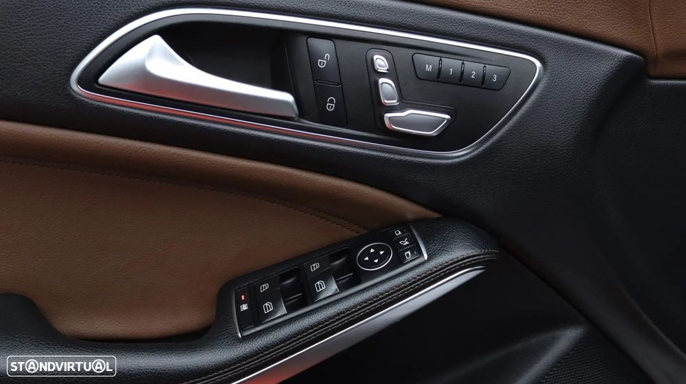 Mercedes-Benz CLA 220 d Shooting Brake AMG Line Aut. - 21