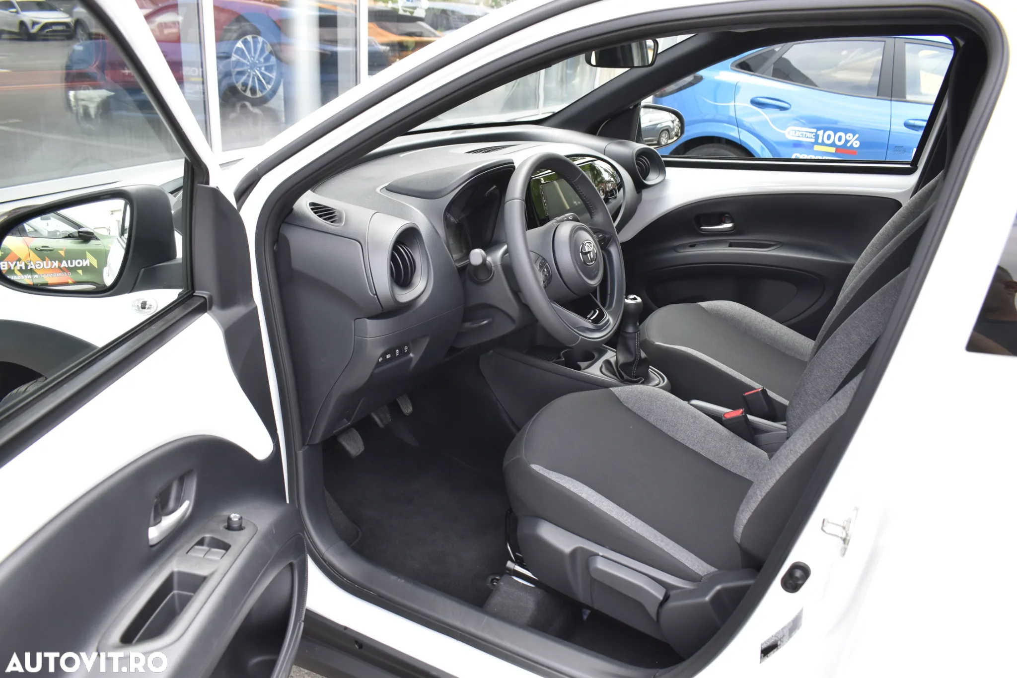 Toyota Aygo X 1.0l MT Active - 29