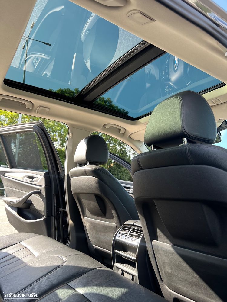 BMW 525 d Line Luxury Auto - 3