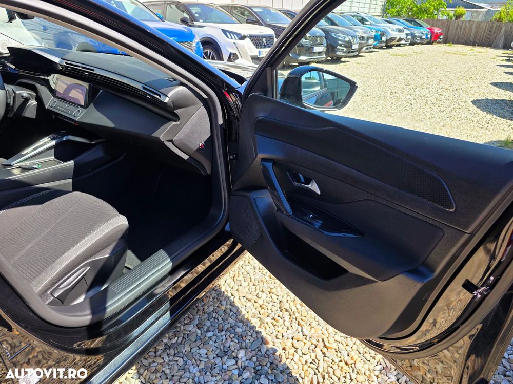 Peugeot 308 1.6L 180 EAT8 PHEV Allure Pack - 15