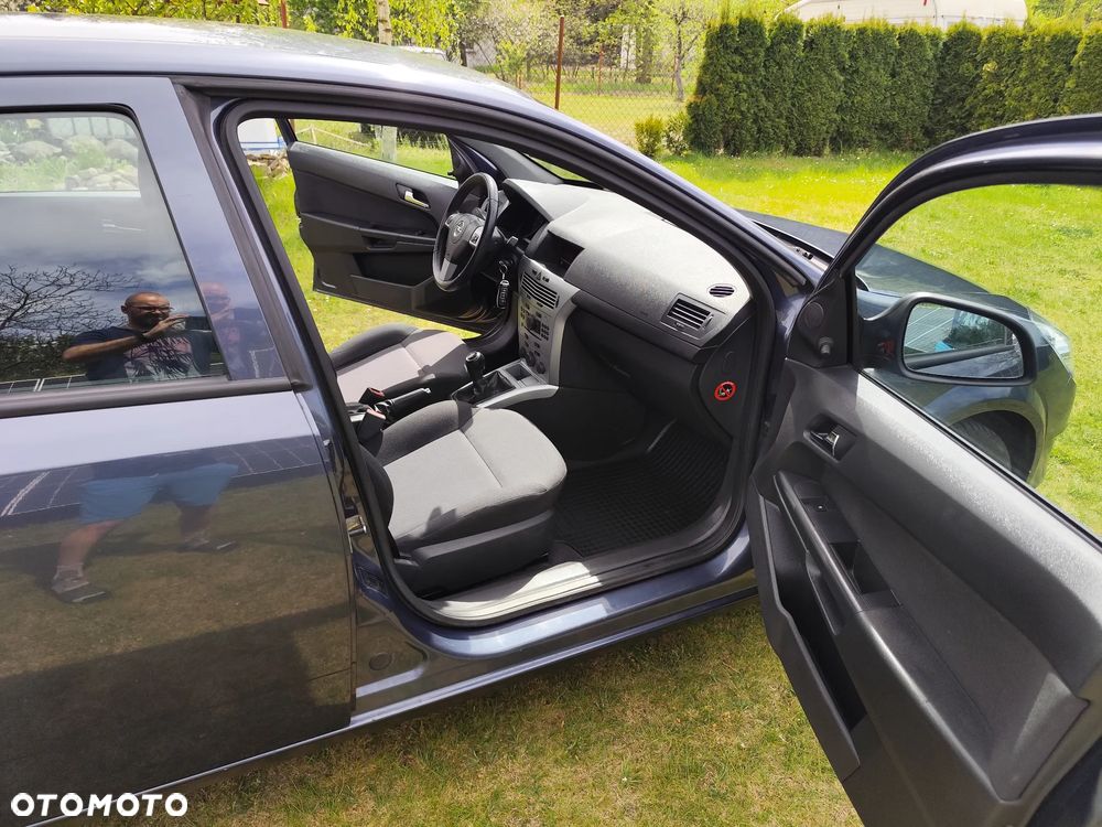 Opel Astra 1.4 - 5