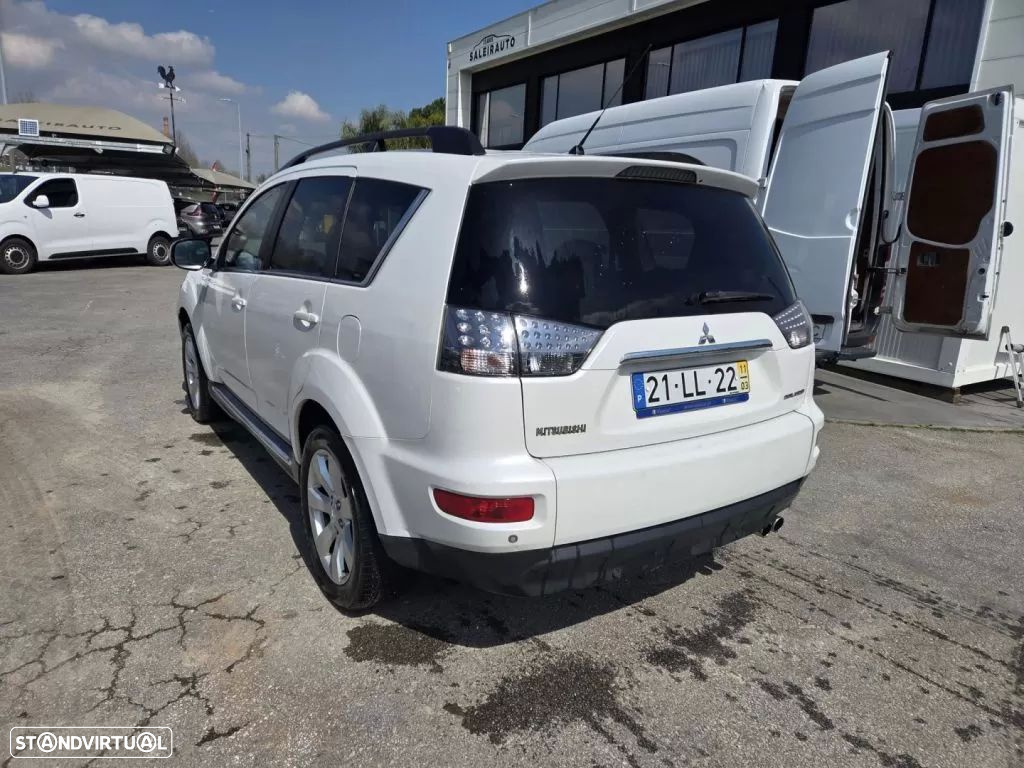 Mitsubishi Outlander 2.2 DI-D Instyle - 6
