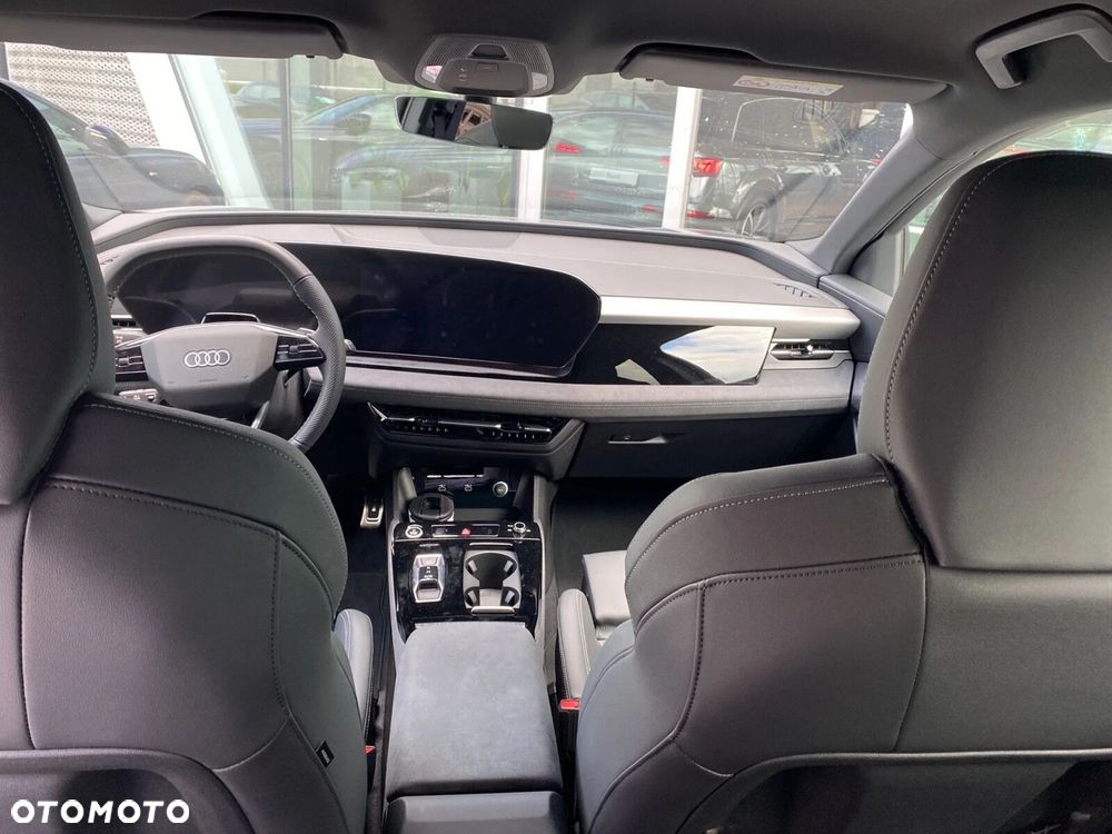 Audi Q6 e-tron - 11