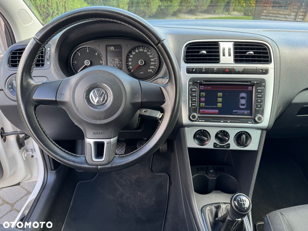 Volkswagen Polo 1.6 TDI Comfortline - 22