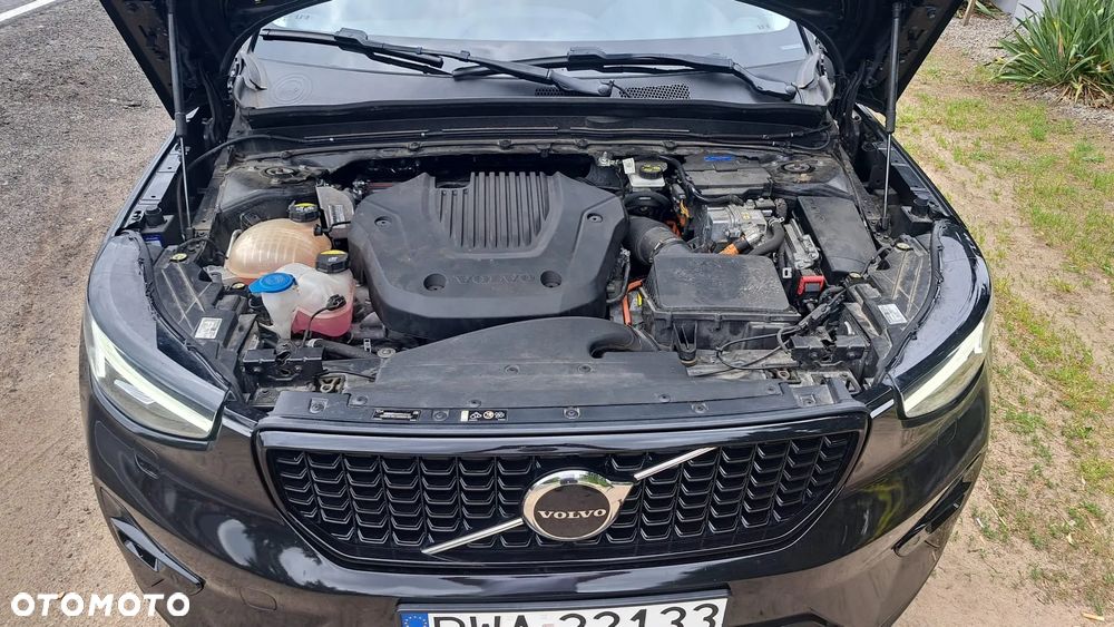 Volvo XC 40 T4 Plug-In Hybrid Plus Dark - 11